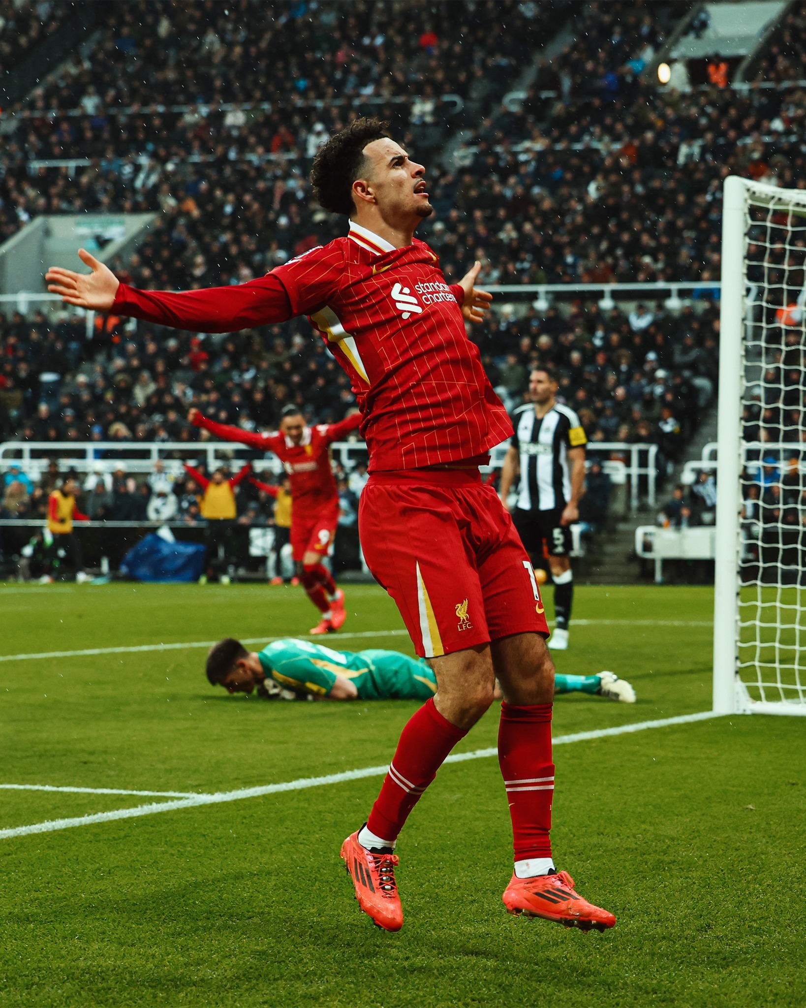 西班牙绝杀波兰，萨拉赫惊艳世界