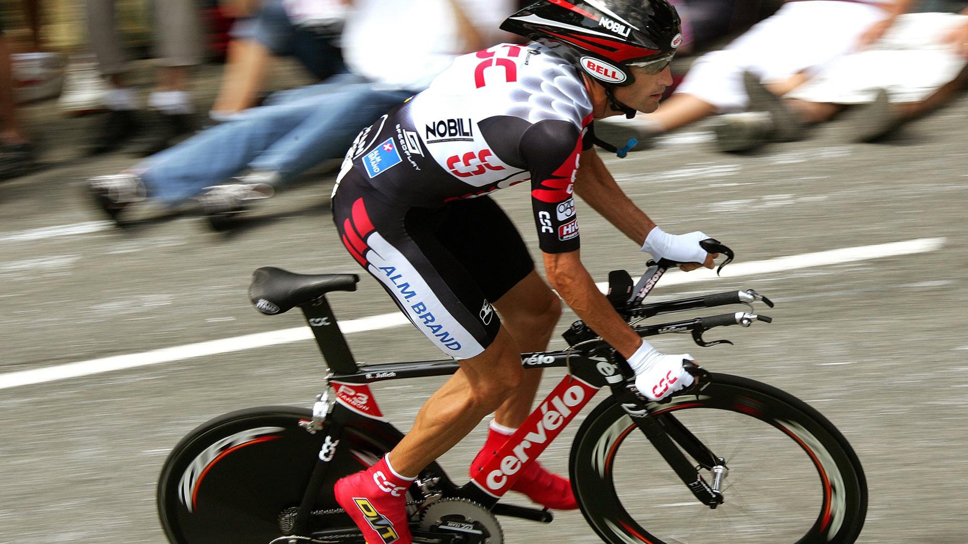 文班亚马对手完全无解，湖人末节带走雄鹿