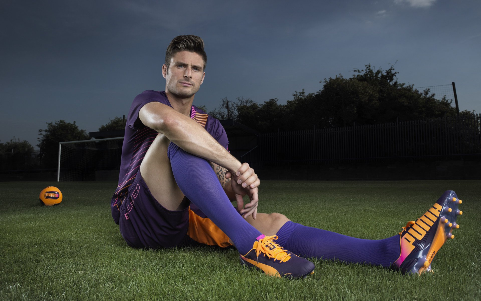 绿茵场上的冰与火，拉什福德爆发映照中国足球的反思时刻